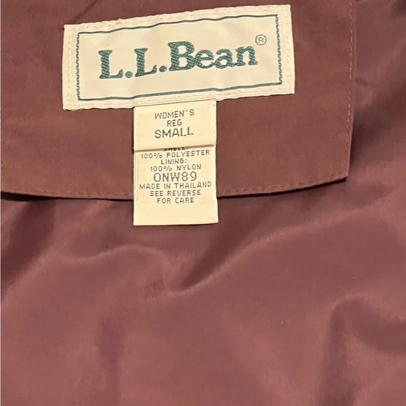 Women’s LL Bean Size Small Eggplant Lightweight Full Zip Jacket - Picture 5 of 5